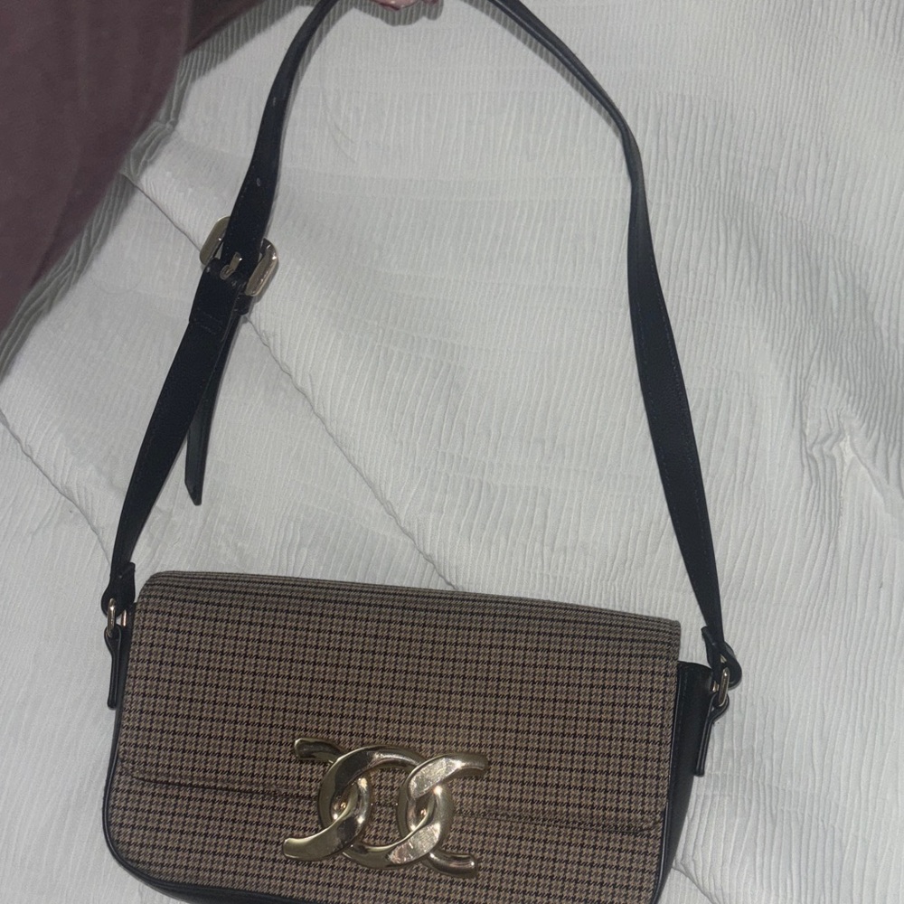 H&M Chic Black and Brown Shoulder Bag